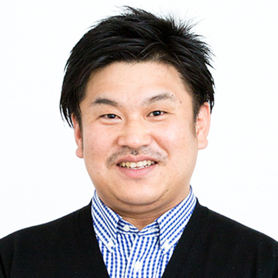 月成 信裕